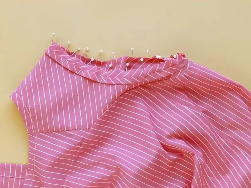 تمیز دوزی دور حلقه آستین