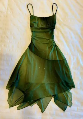 طریقه آسترکشی لباس مجلسی