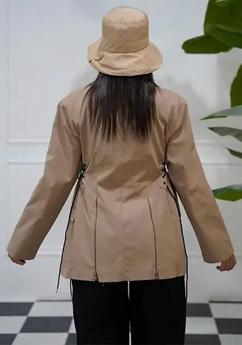 علت بالا پریدن پشت لباس